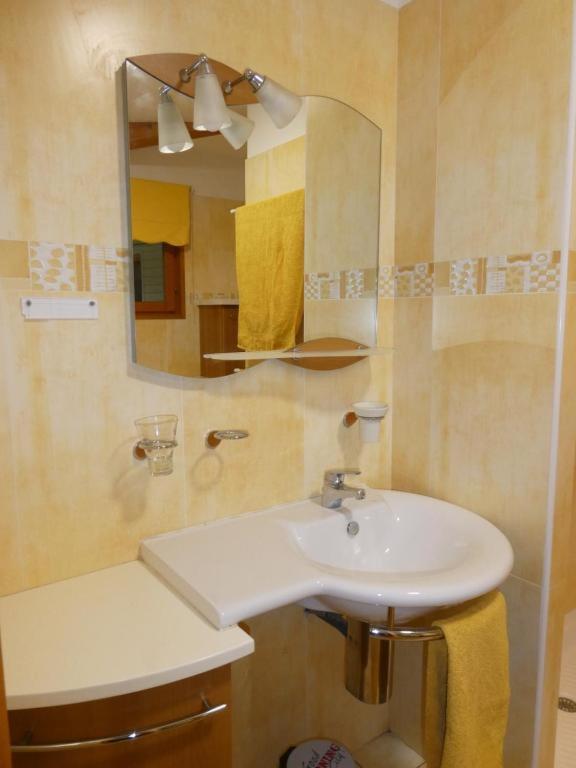 Chambre Le Mas D'Adelice Taulignan Екстер'єр фото